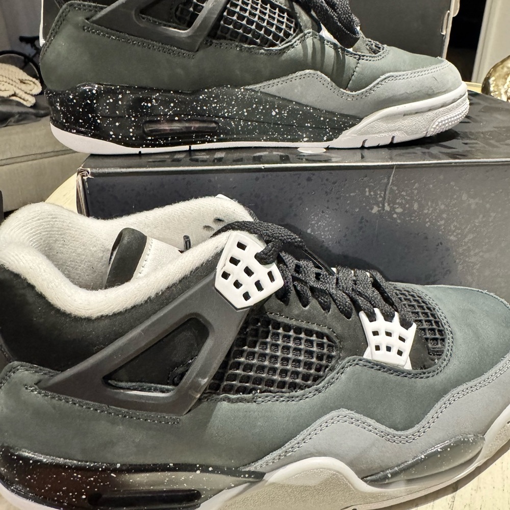 Air Jordan 4 Retro 'Fear' 2024 Authentic